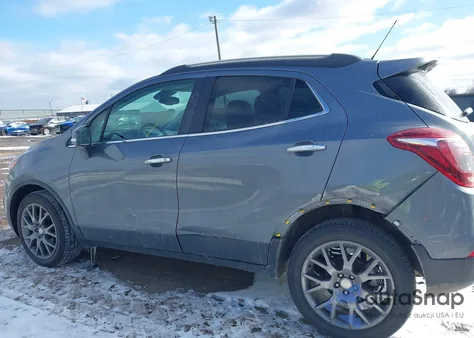 2019 Buick Encore Fwd Sport Touring z USA, uszkodzony, nr VIN KL4CJ1SBXKB883699